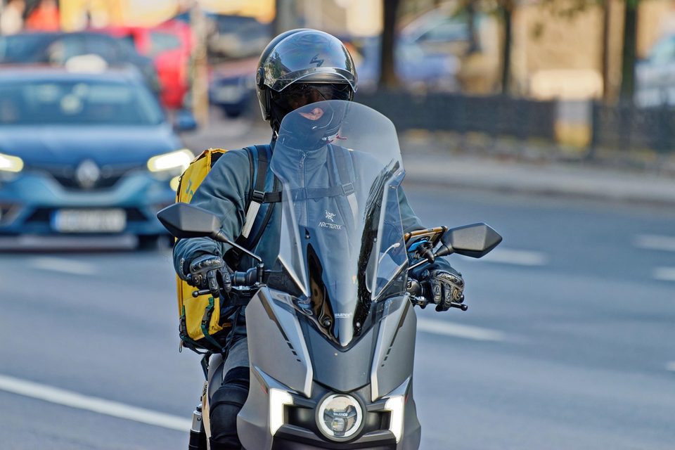 Şehir içi moto kurye
